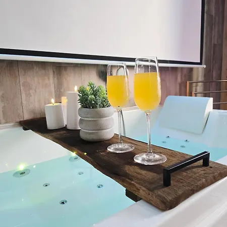 La Parenthese Normande- Balneo - Video Projecteur Nyaraló *