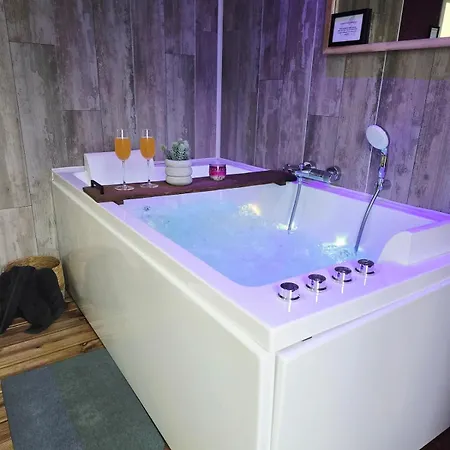 La Parenthese Normande- Balneo - Video Projecteur