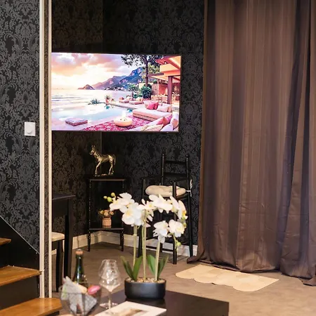 La Parenthese Normande- Balneo - Video Projecteur 別荘 Almeneches