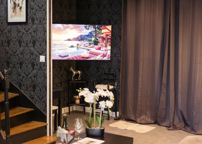 La Parenthese Normande- Balneo - Video Projecteur 別荘 Almeneches