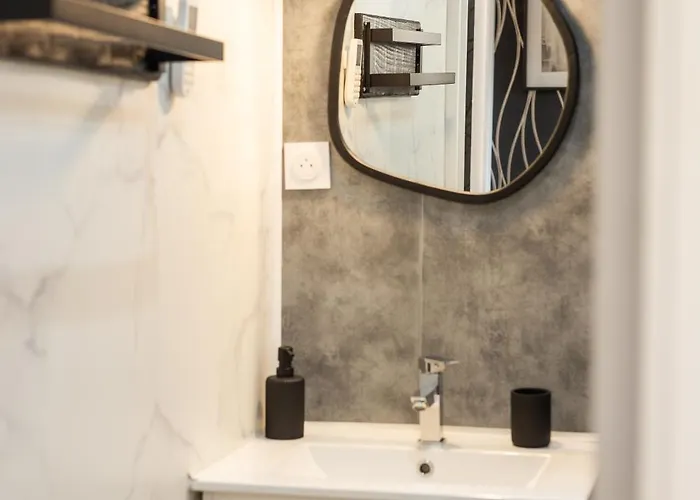 La Parenthese Normande- Balneo - Video Projecteur Almeneches